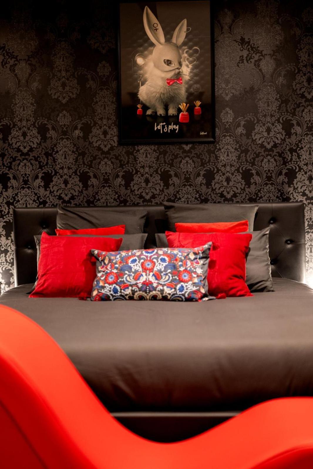 * Love Room Jacuzzi * Aubie-et-Espessas Exterior foto